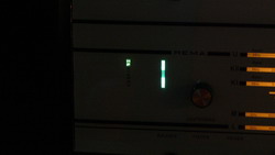 Stereo-Feldst�rke EM 84